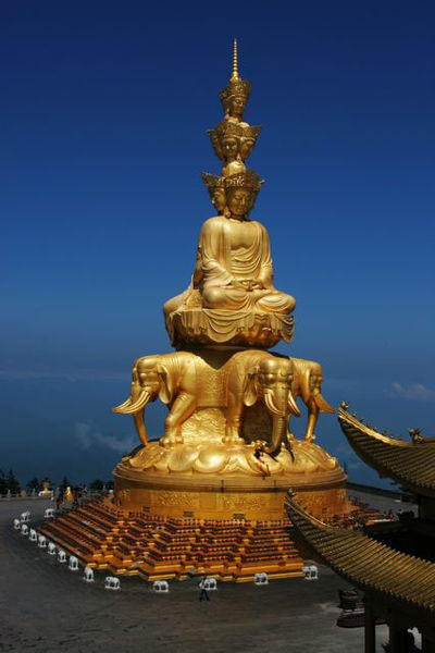 Golden Summit Statue